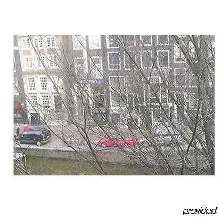 Facade فندق 2*