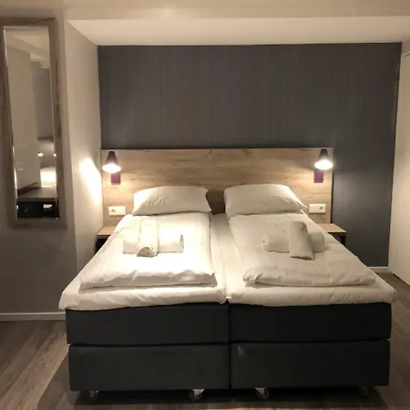 Facade Hotel Amsterdam