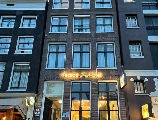 Facade 2* Amsterdam